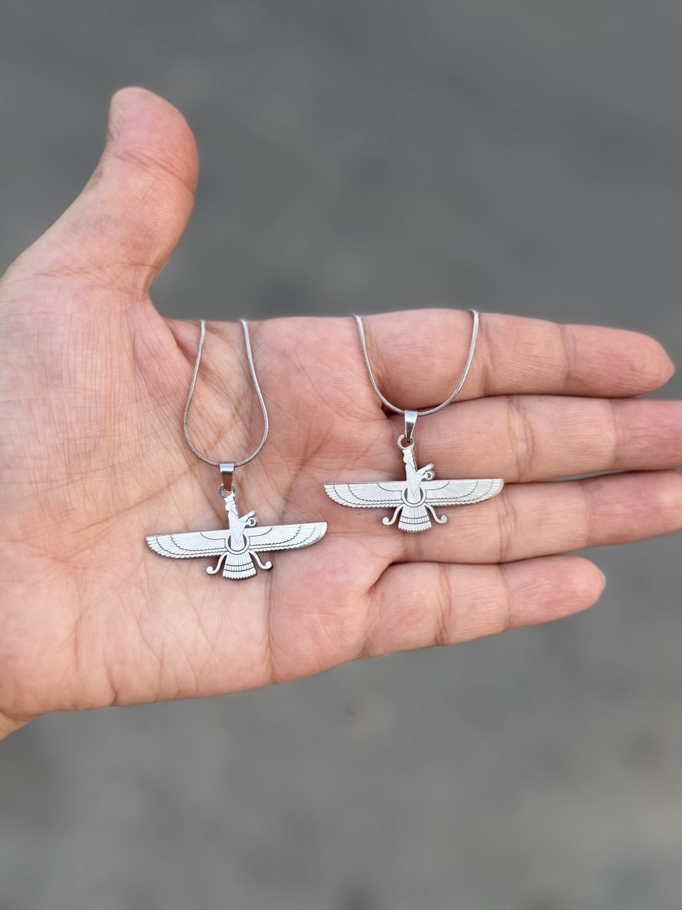 گردنبند فروهر